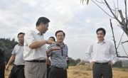 股份公司领导和南昌市领导视察农村百事通出版产业基地